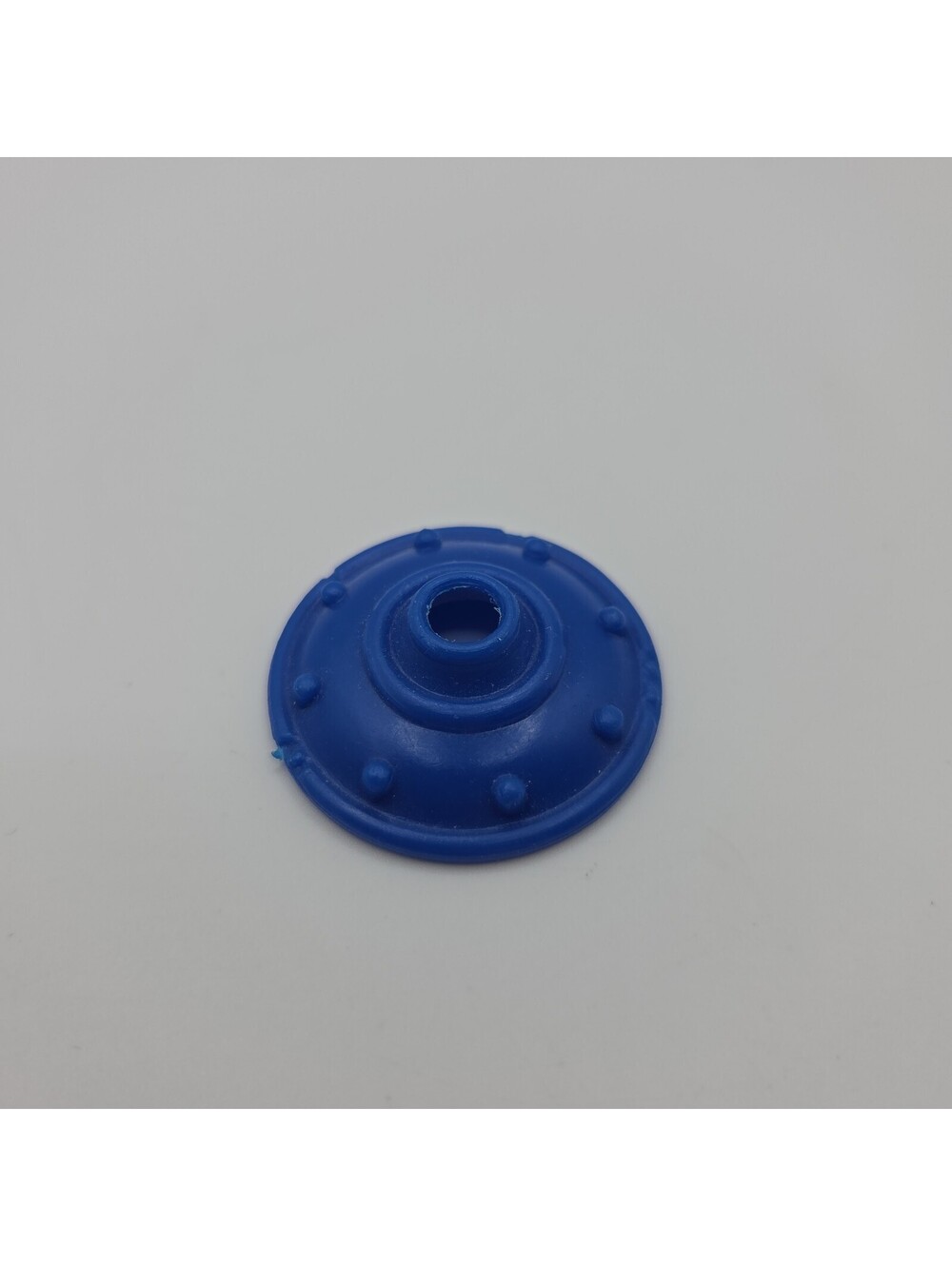 Vtg MOTU Stinkor BATTLE SHIELD MALAYSIA 1985 blue weapon accessory Incomplete